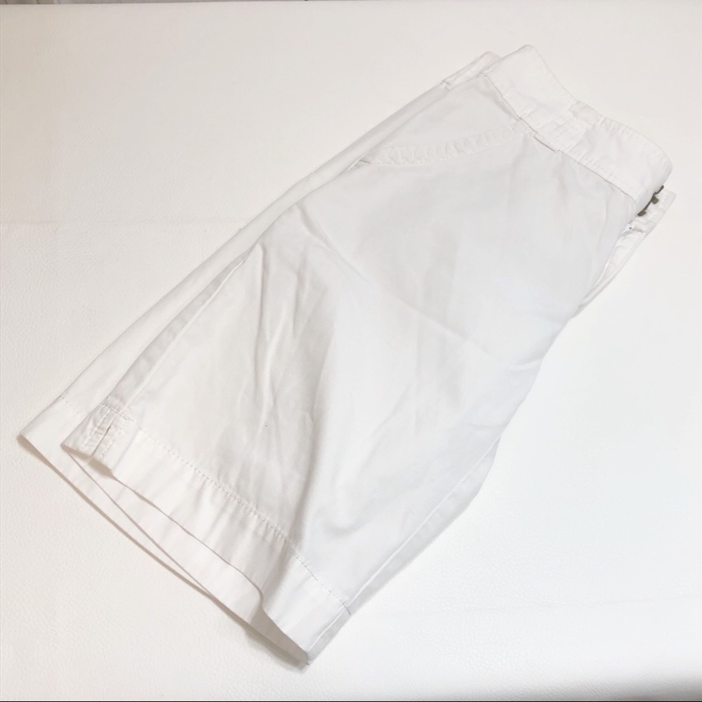 Lily Pulitzer White Resort Fit Bermuda Shorts